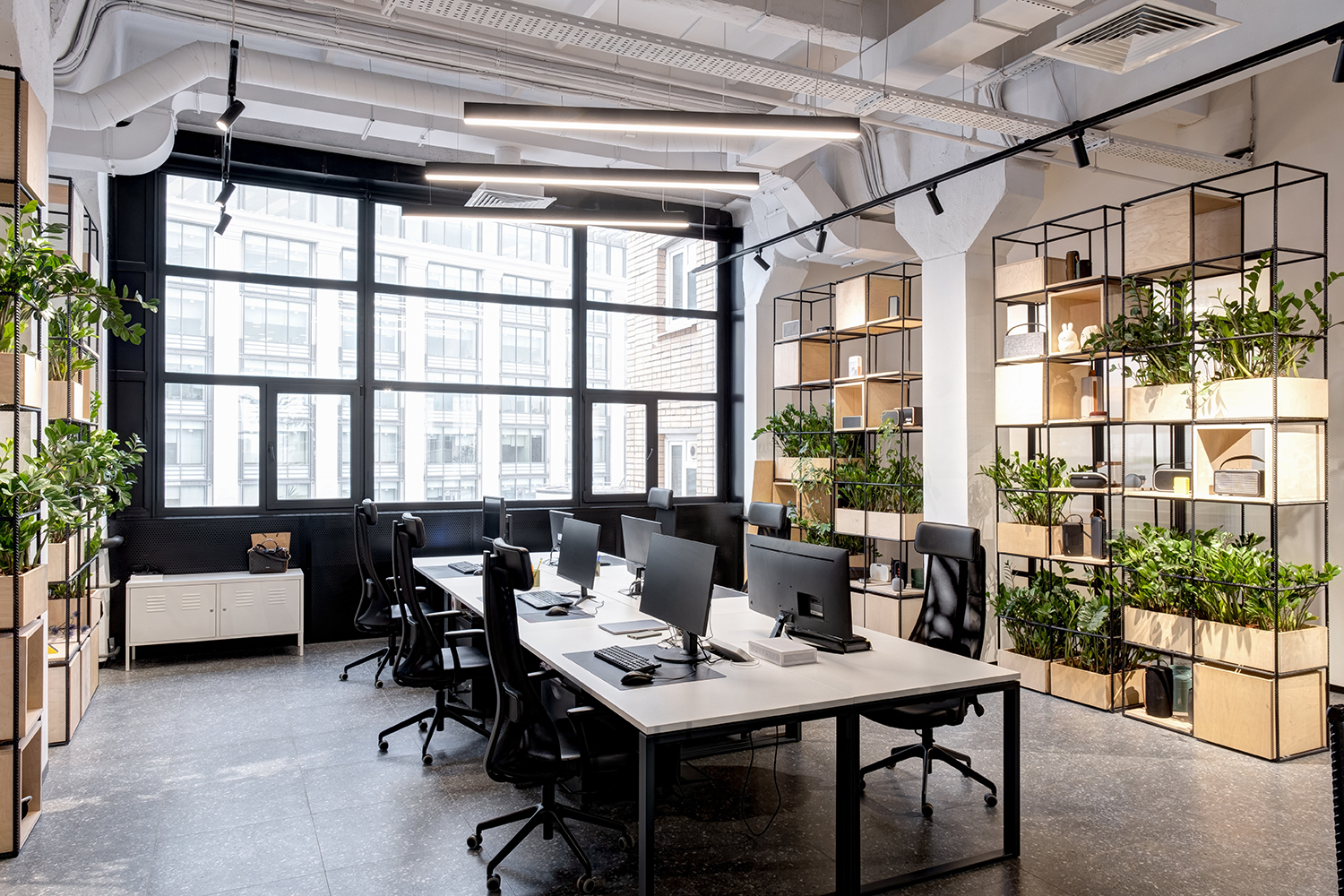 Upgrade Your New Office with New Furnishings & Tech for 2025